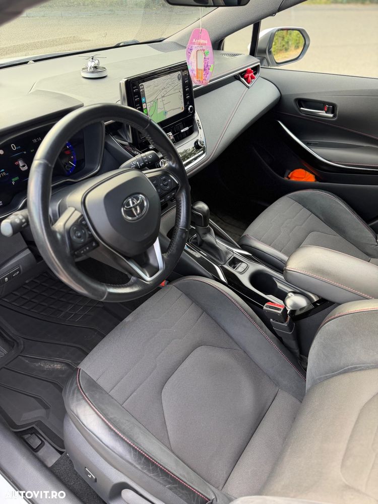 Toyota Corolla - 9