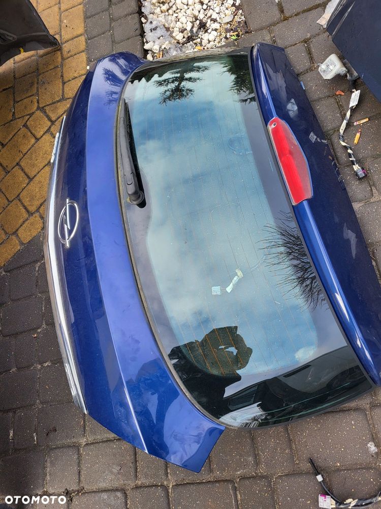 Tylna klapa bagażnika opel astra h gtc  lakier  z 21b - 3