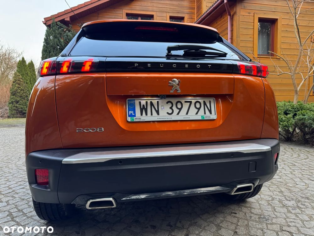 Peugeot 2008 1.2 PureTech Allure S&S - 5