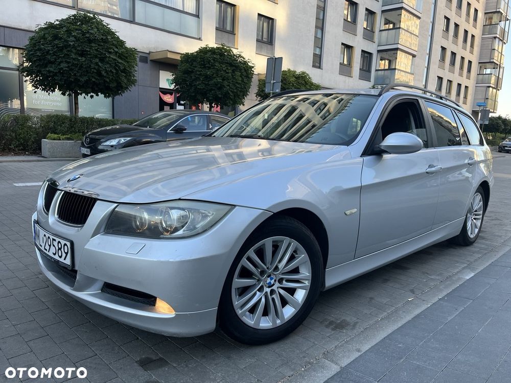 BMW Seria 3 318i - 10