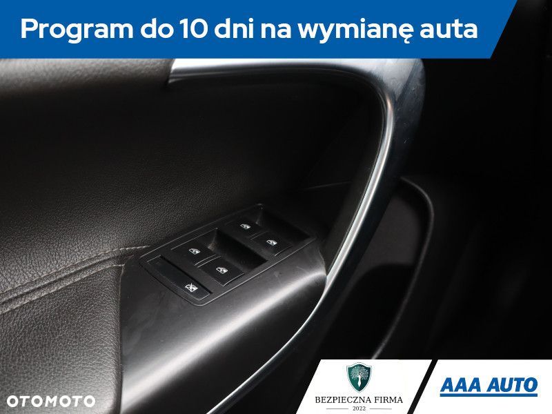 Opel Insignia - 19