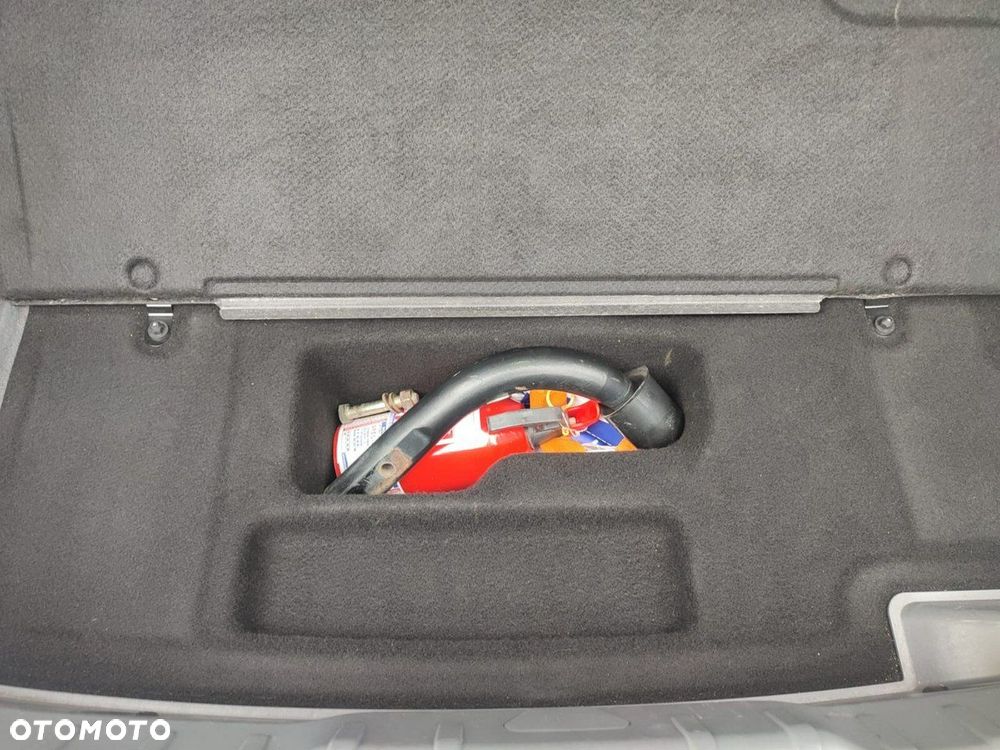 BMW Seria 7 - 23