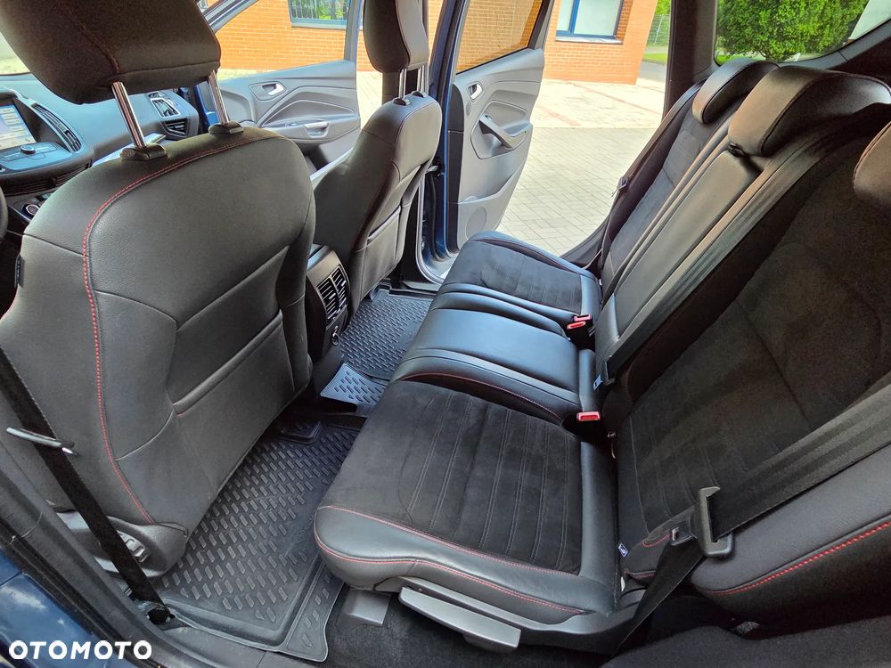 Ford Kuga 1.5 EcoBoost 2x4 ST-Line - 27