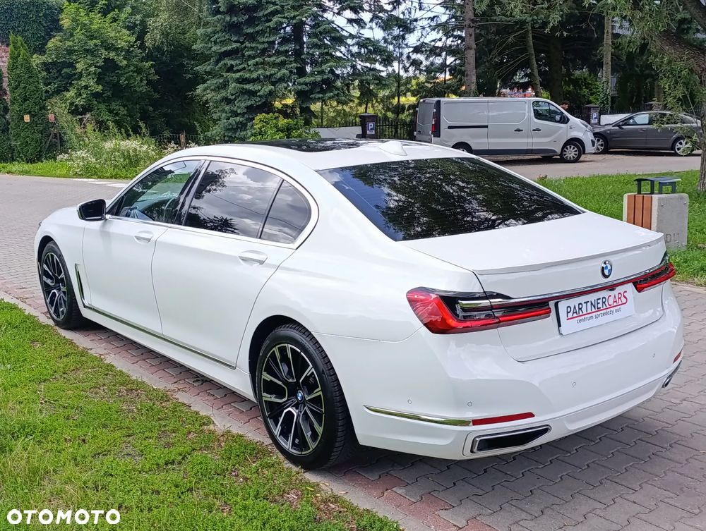 BMW Seria 7 740Li - 7