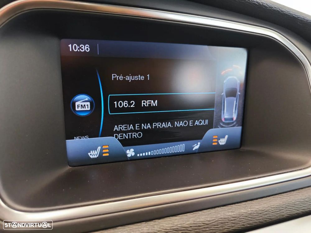 Volvo V40 Cross Country 1.6 D2 Momentum - 36