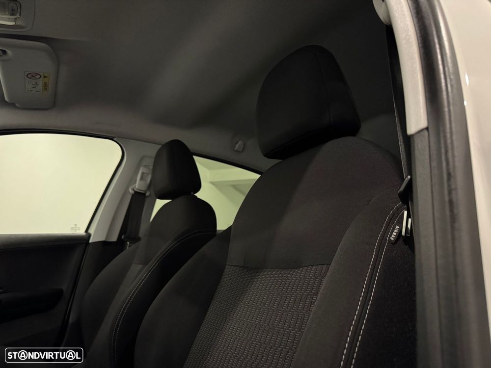 Peugeot 208 1.6 BlueHDi Style - 29