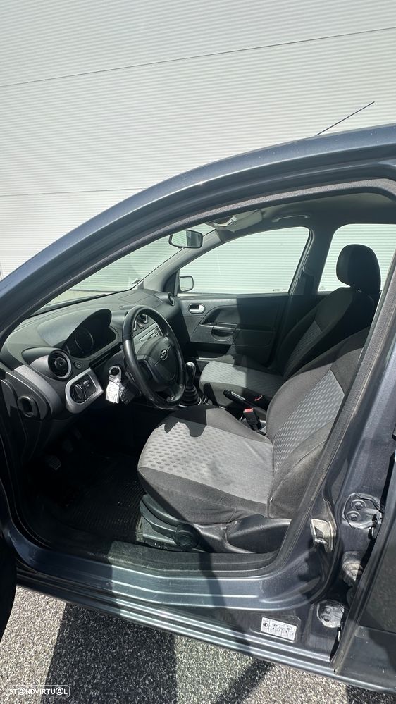 Ford Fiesta 1.4 TDCI X-Trend - 2