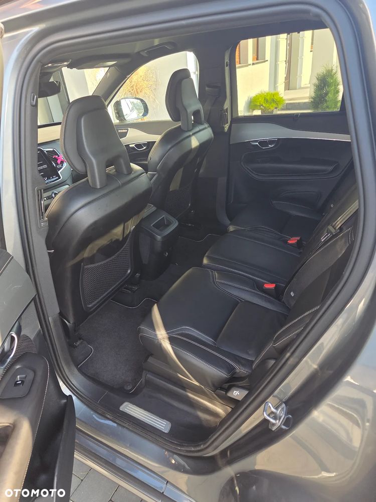 Volvo XC 90 D5 SCR AWD R-Design - 6