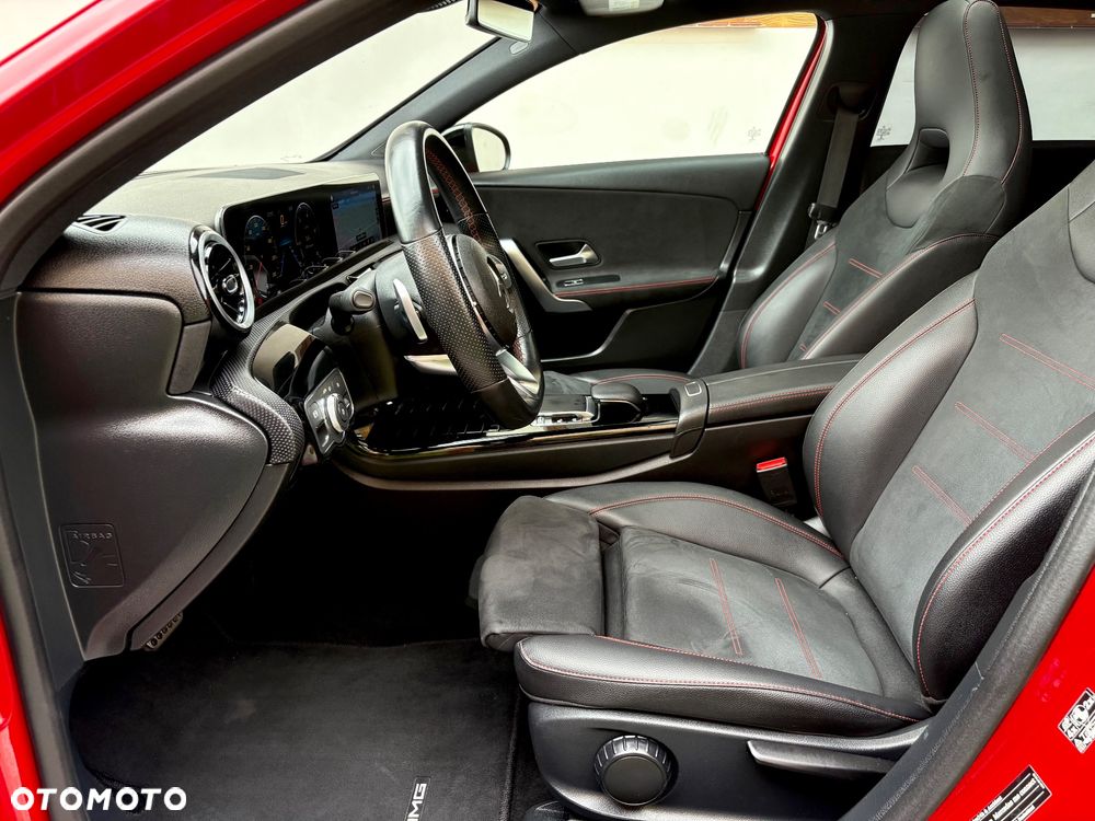 Mercedes-Benz Klasa A 180 d 7G-DCT AMG Line - 30