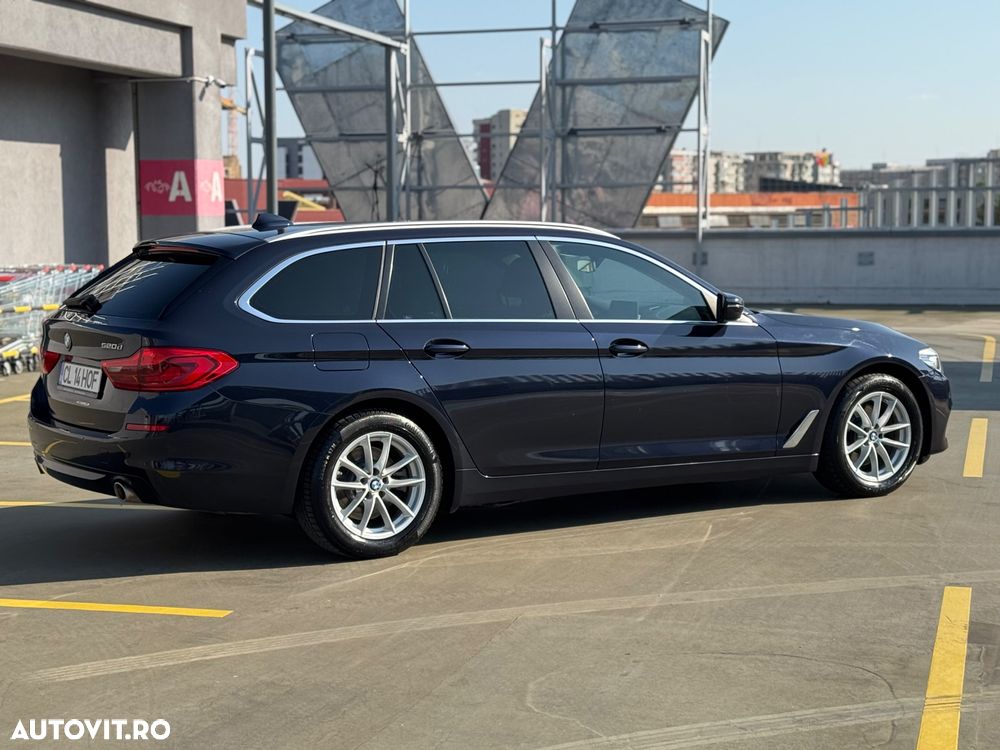 BMW Seria 5 520d xDrive AT - 10