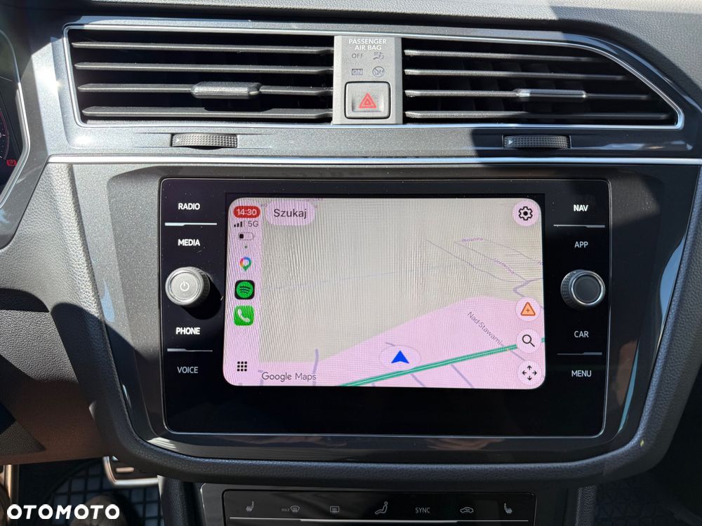 Volkswagen Tiguan 2.0 TDI SCR 4MotION DSG R-Line - 30