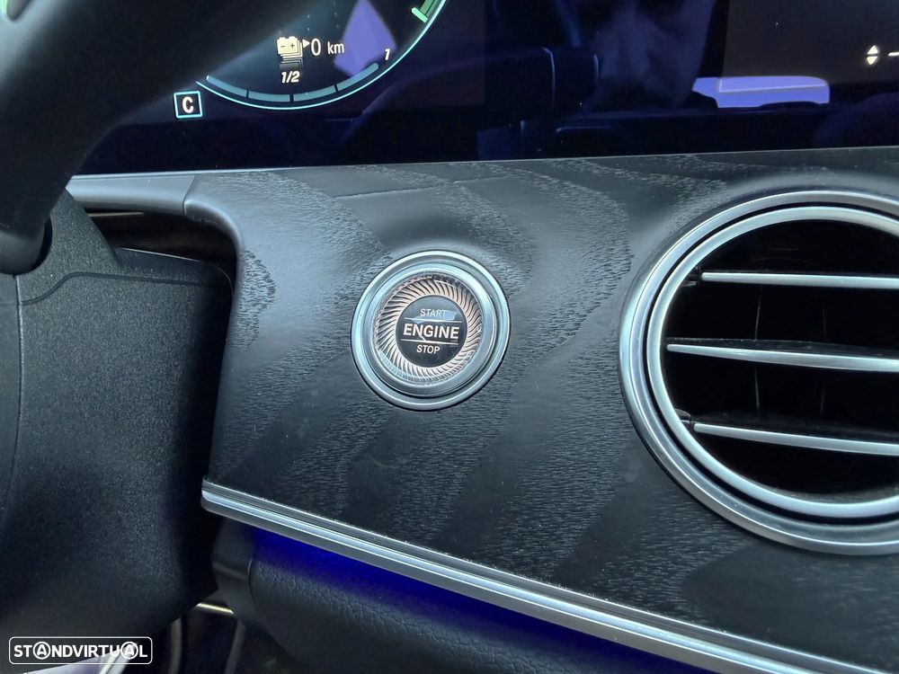 Mercedes-Benz E 300 de AMG Line - 45