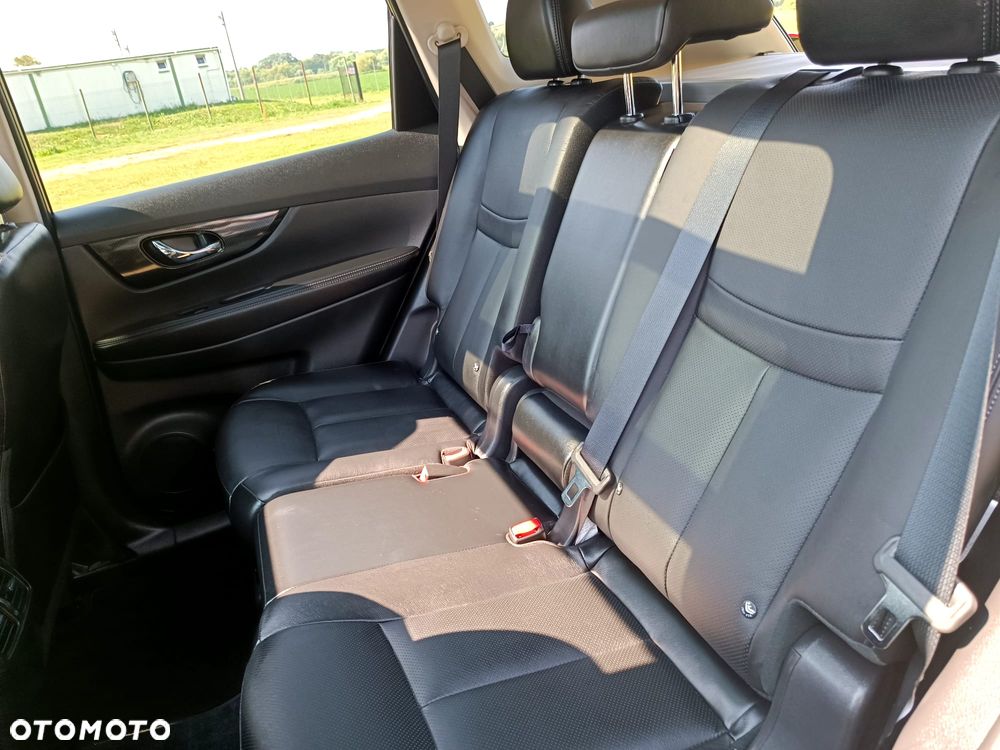 Nissan X-Trail 2.0 dCi Tekna 4WD Xtronic - 28
