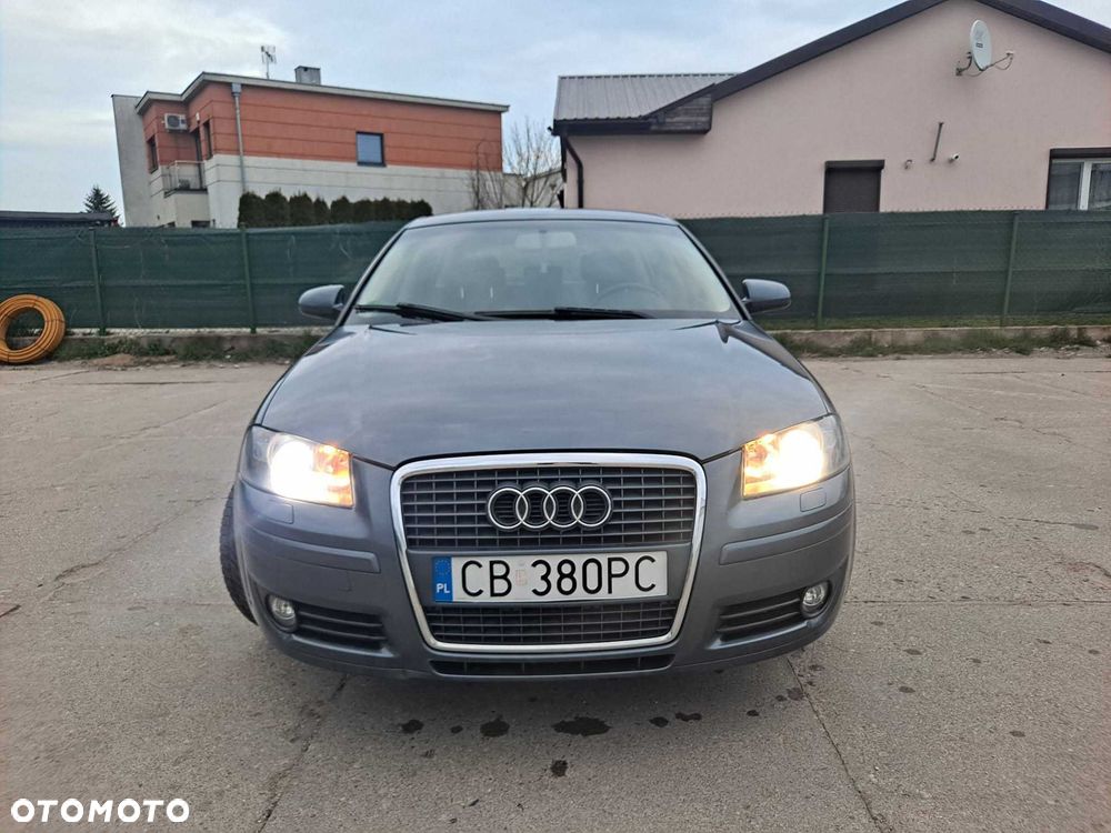 Audi A3 Sportback - 2