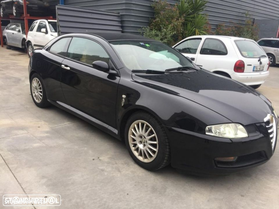Alfa Romeu Gt 1.9 multijet 150 cv de 2005 para pças - 3