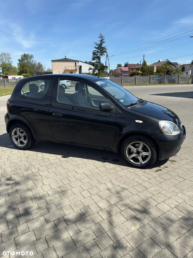 Toyota Yaris 1.3 Sol - 2