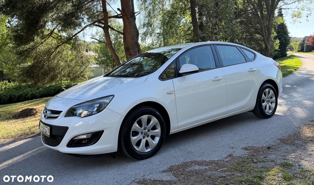 Opel Astra 1.6 Active EU6 - 1