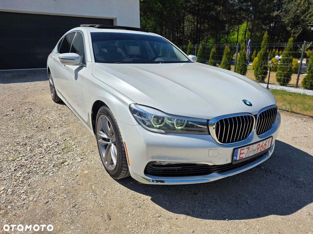 BMW Seria 7 740Li Edition Exclusive - 2