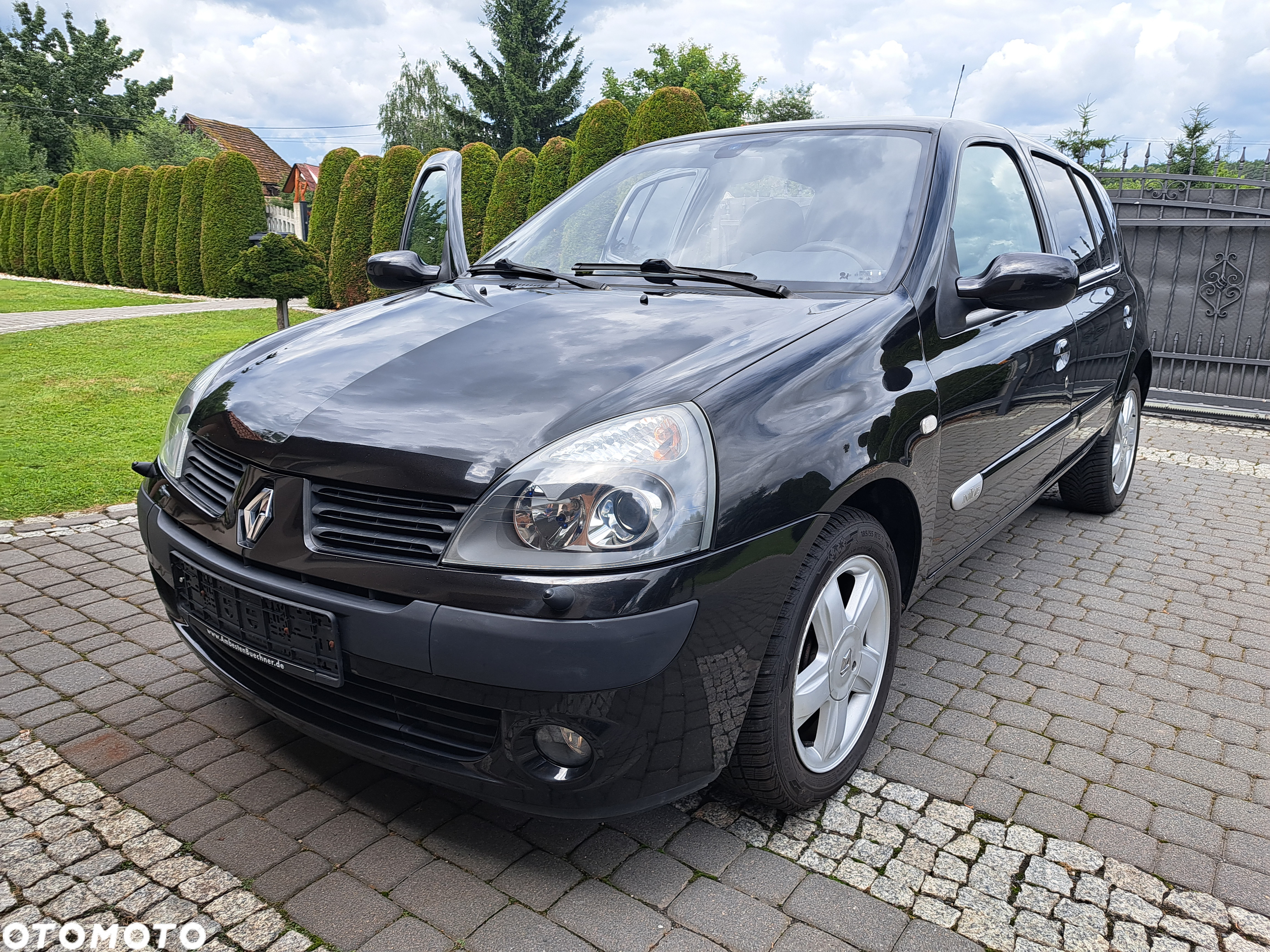 Renault Clio 1.6 16V Initiale - 17