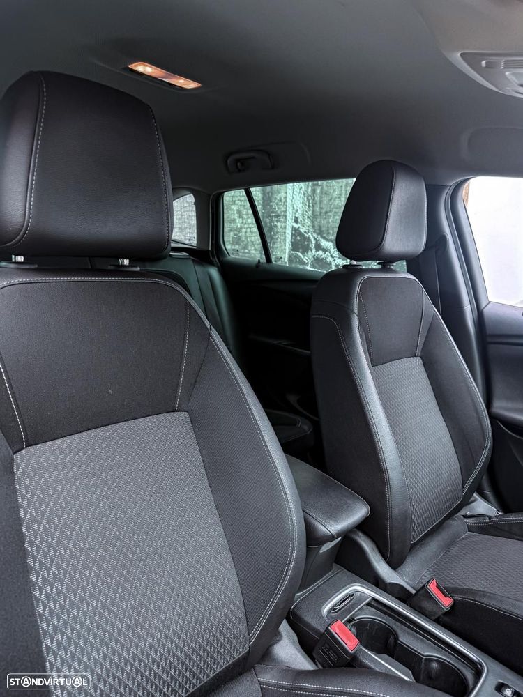 Opel Astra Sports Tourer 1.6 CDTI Dynamic S/S — fotografia 5