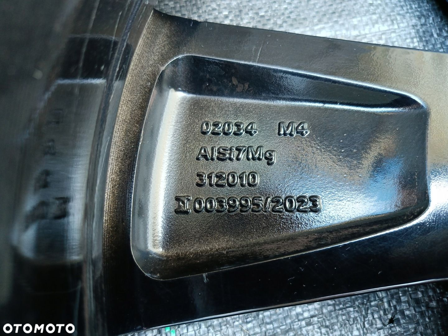 FELGA ALUMINIOWA VOLVO EX-30 EX30 OE 8.0"x19" 5x108 ET48.5 30000286 - 12
