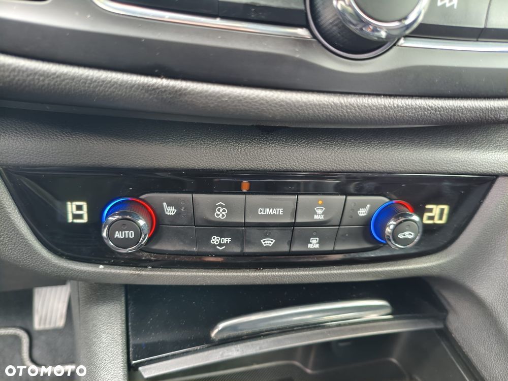 Opel Insignia 2.0 CDTI Business Elegance S&S - 23