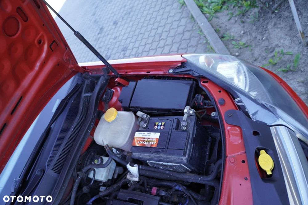 Opel Astra 1.6 Edition Plus - 22