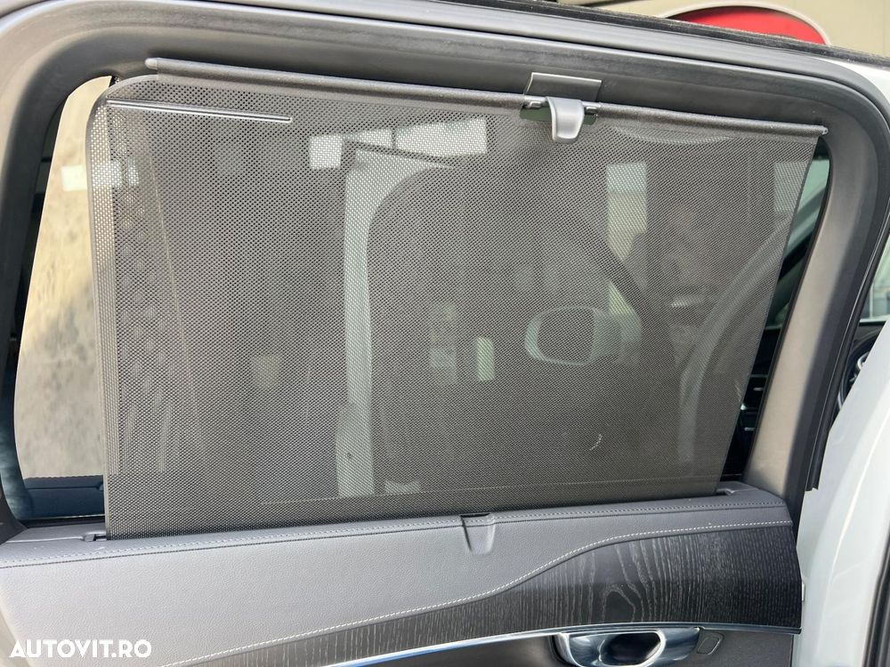 Volvo XC 90 - 37