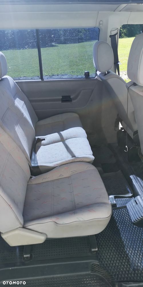 Volkswagen Transporter 2.5 TDI - 7