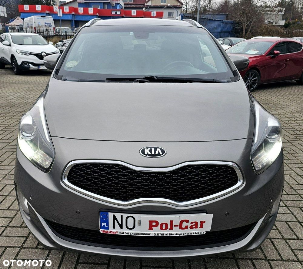 Kia Carens - 2