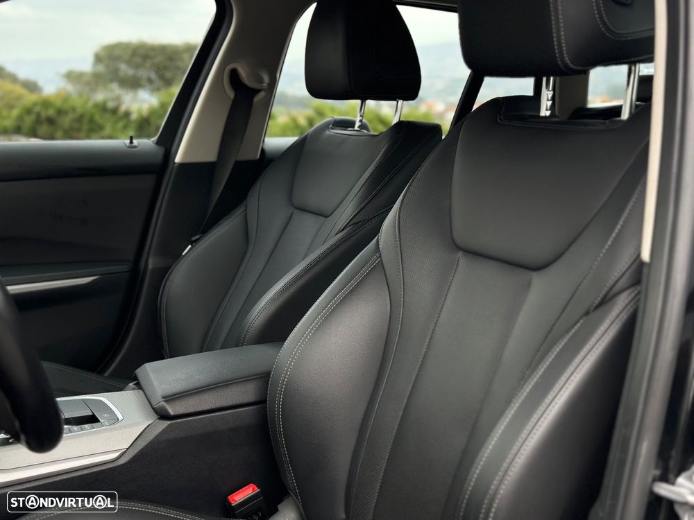 BMW 330 e Aut. Luxury Line - 23