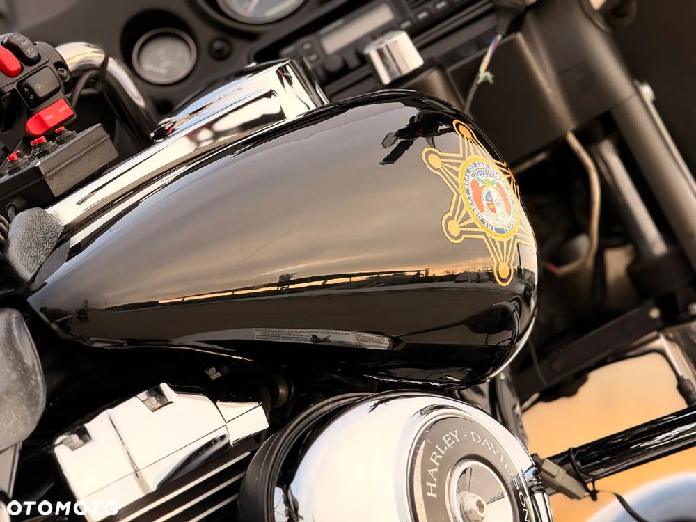 Harley-Davidson FLHT Electra Glide Standard - 12