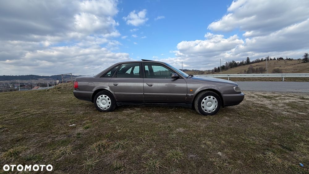Audi 100 - 6