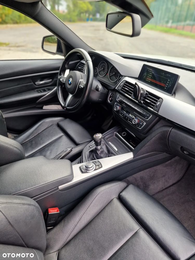 BMW Seria 3 320d - 13