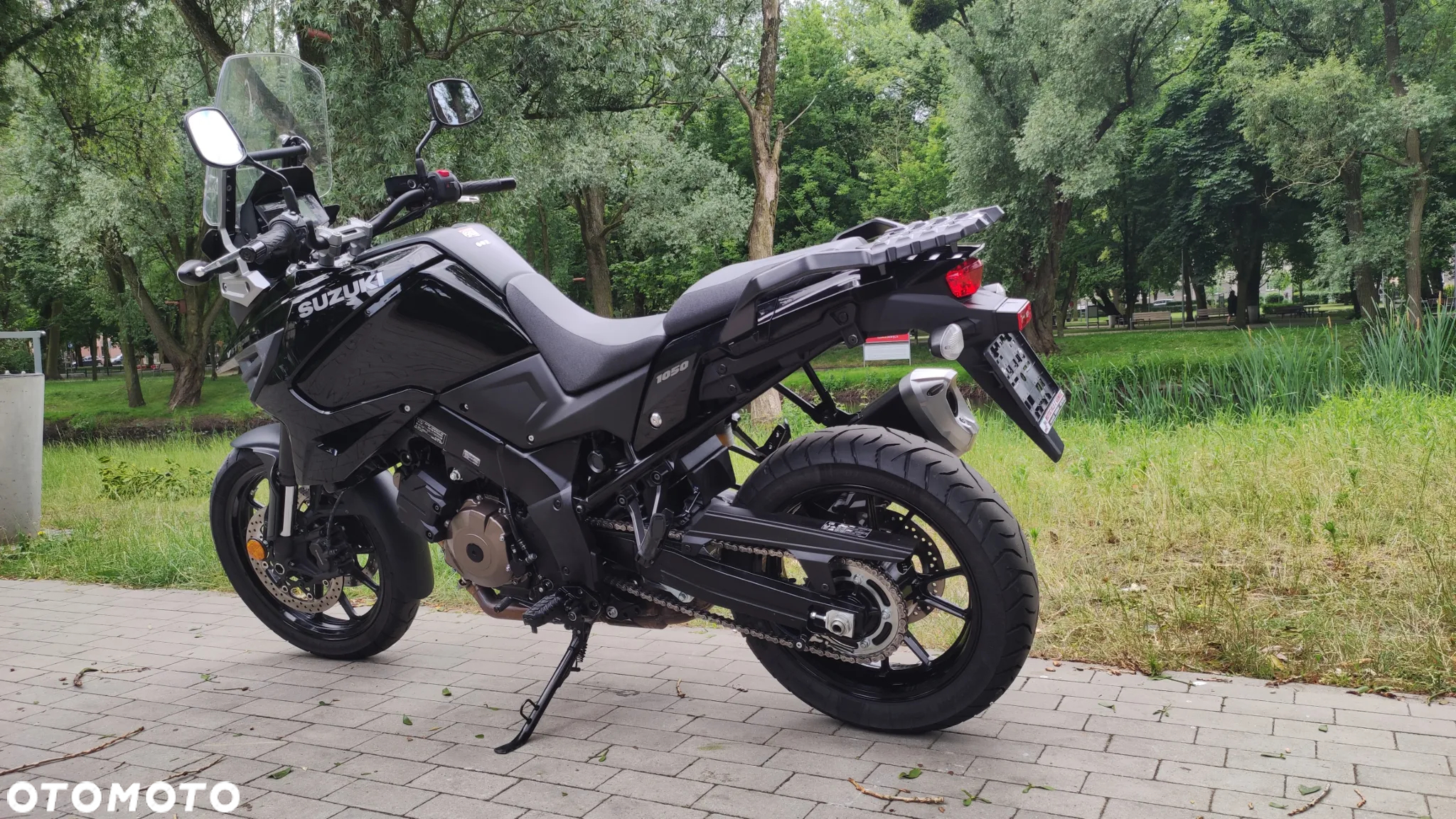 Suzuki V-STROM - 7