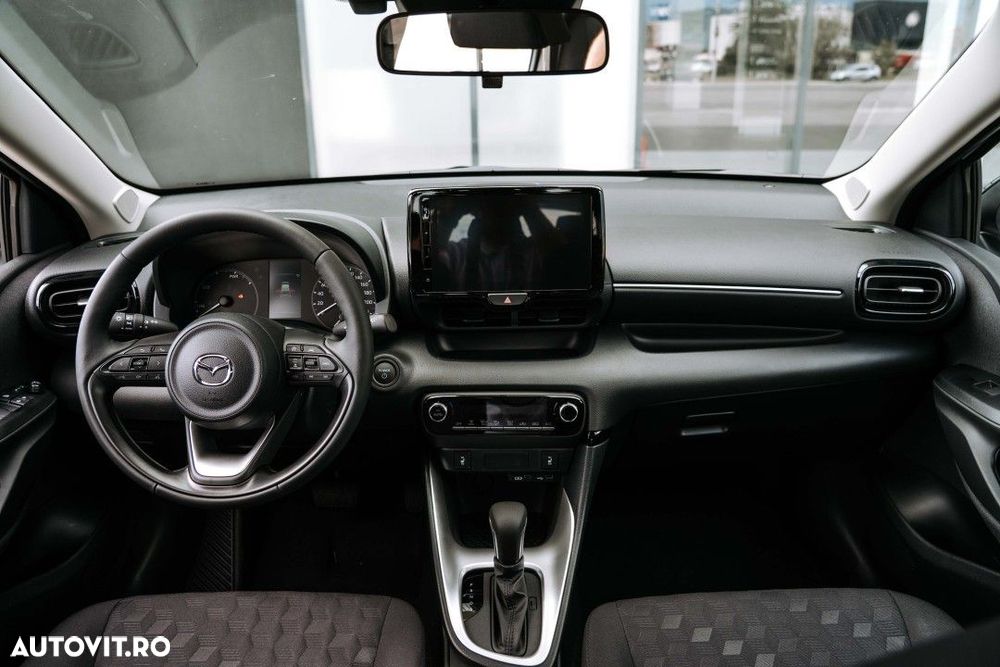 Mazda 2 - 10