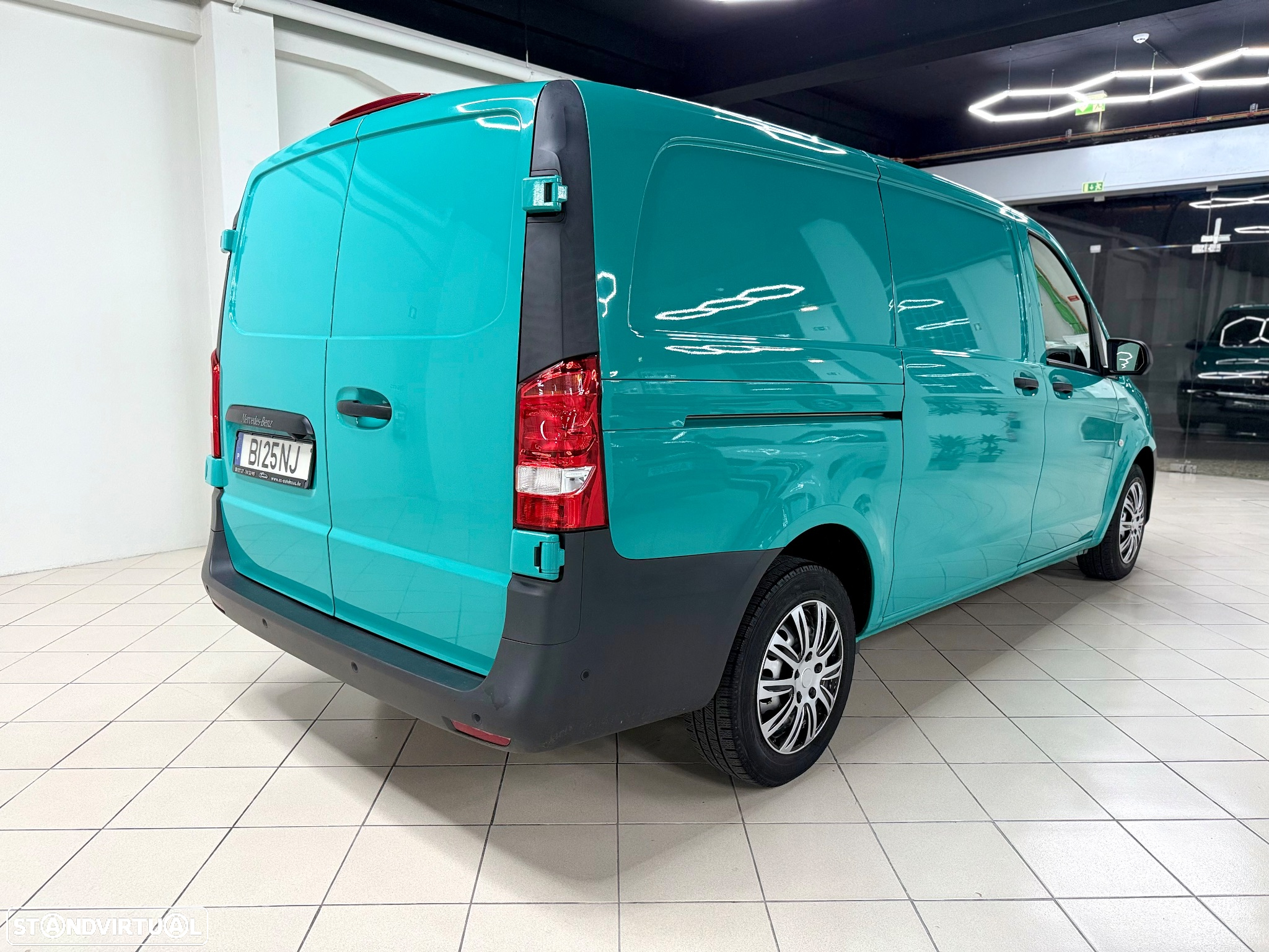 Mercedes-Benz Vito 114 CDI Caixa Automatica - 8
