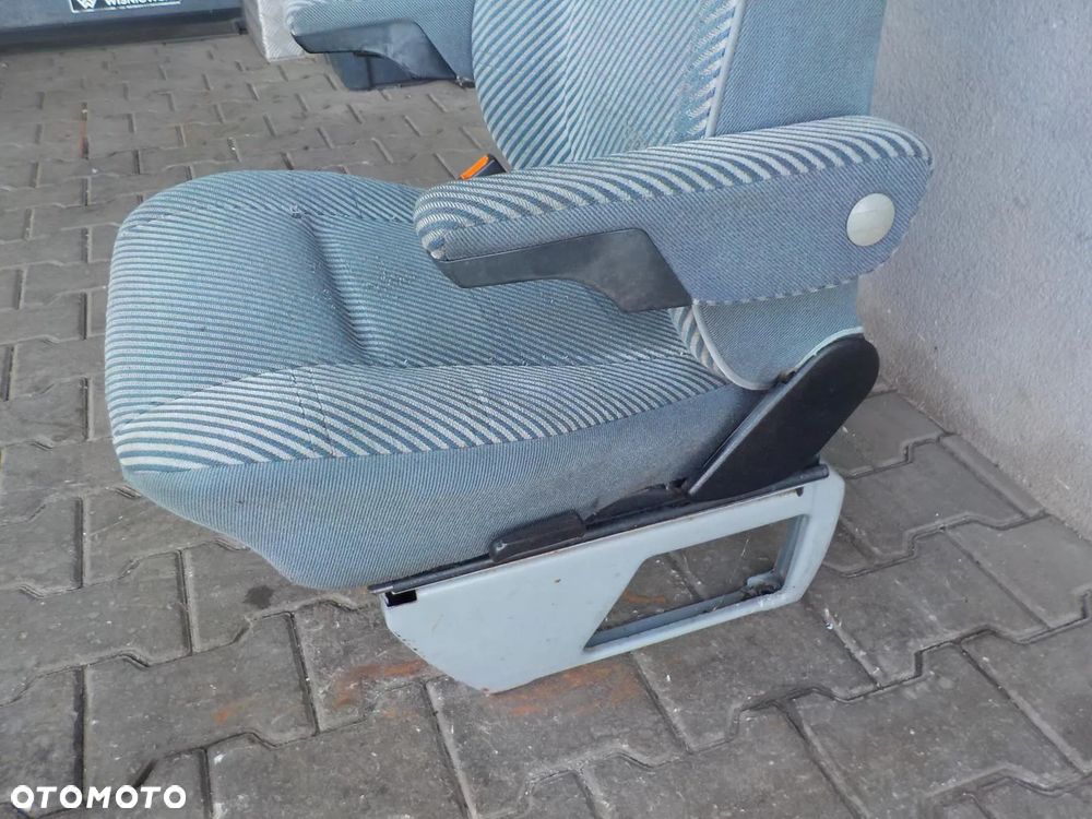 VW T4 FOTEL SIEDZENIE KIEROWCY Z PODŁOKIETNIKAMI - 4