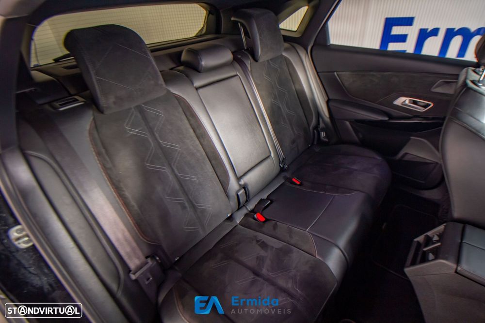 DS DS7 Crossback - 23