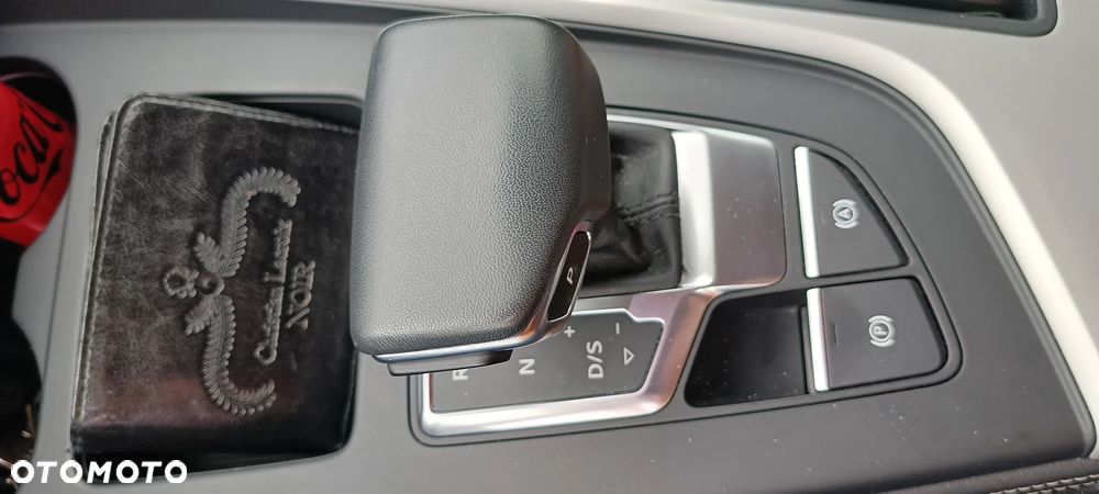Audi A4 Limousine 35 TFSI mHEV S Line S tronic - 24