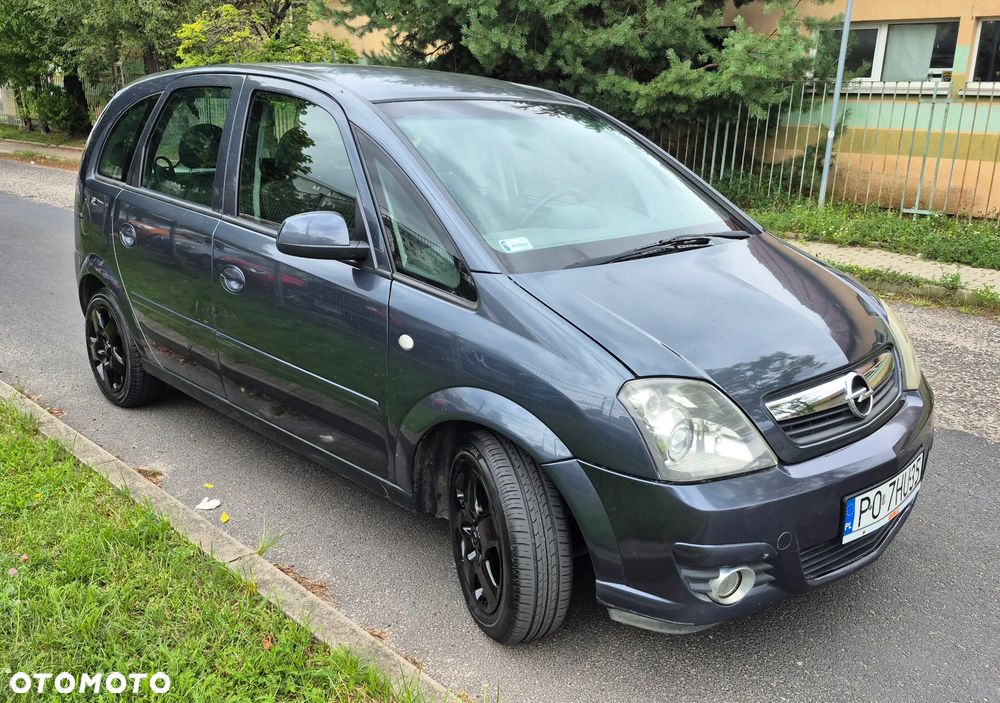 Opel Meriva 1.6 Essentia - 4