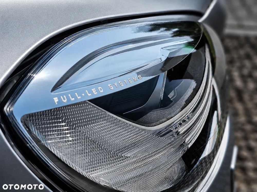 Volvo V40 T3 Drive-E R-Ocean Race - 20