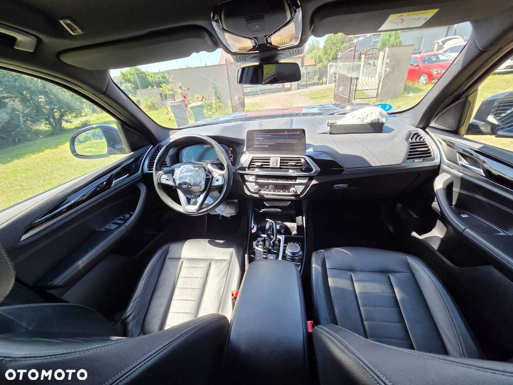 BMW X3 xDrive30e M Sport Edition - 7