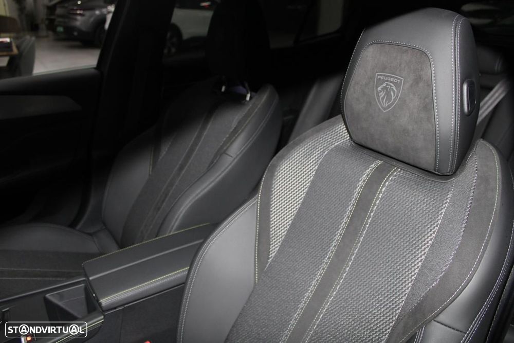 Peugeot E-408 58 kWh GT - 11