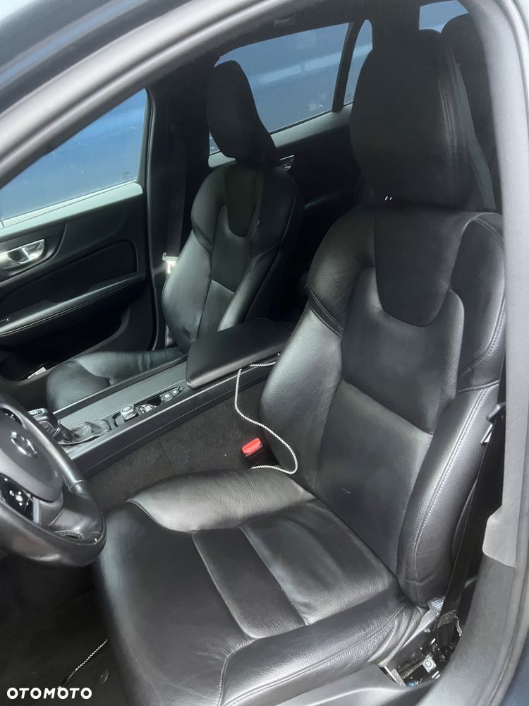 Volvo V60 T5 Geartronic Momentum - 8