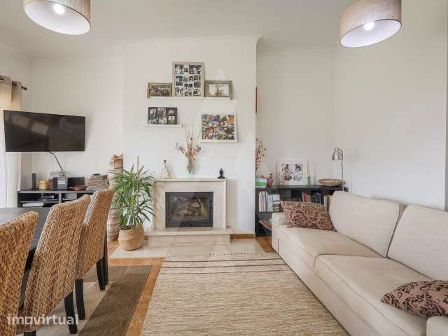 Apartamento T2 no último andar em prédio com jardim privativo. - Grande imagem: 5/25