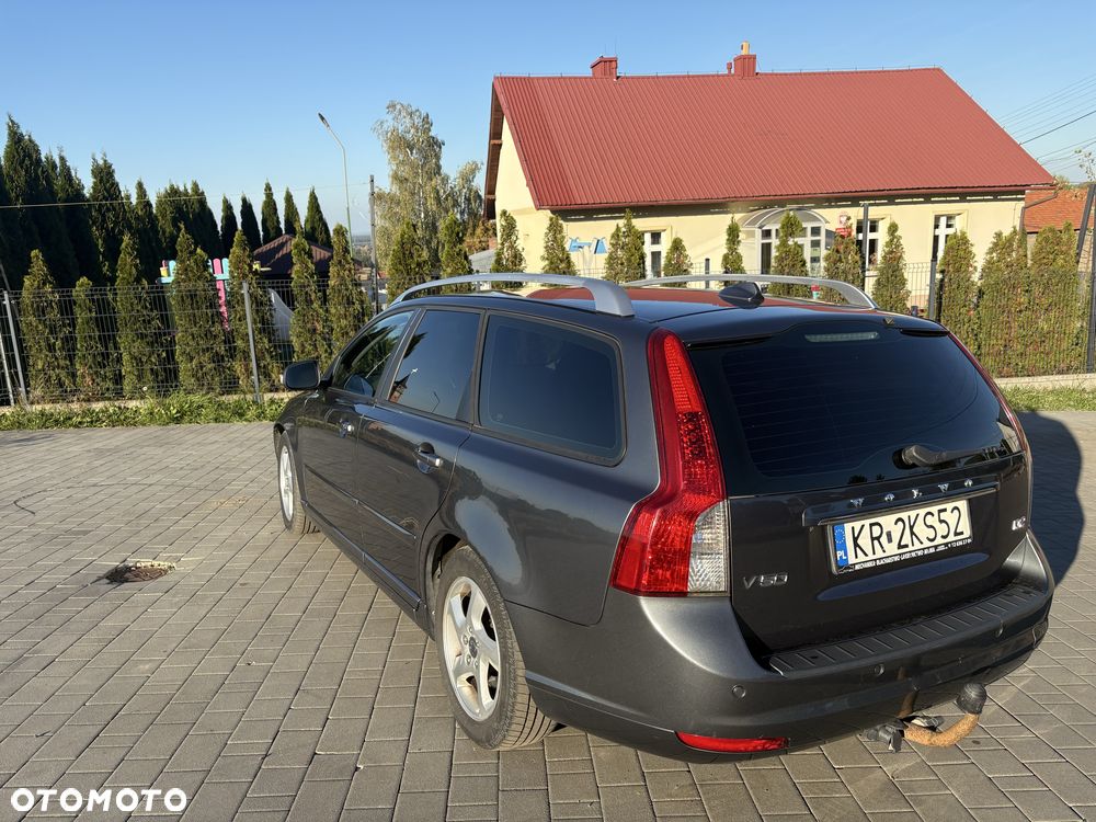 Volvo V50 2011 photo 3