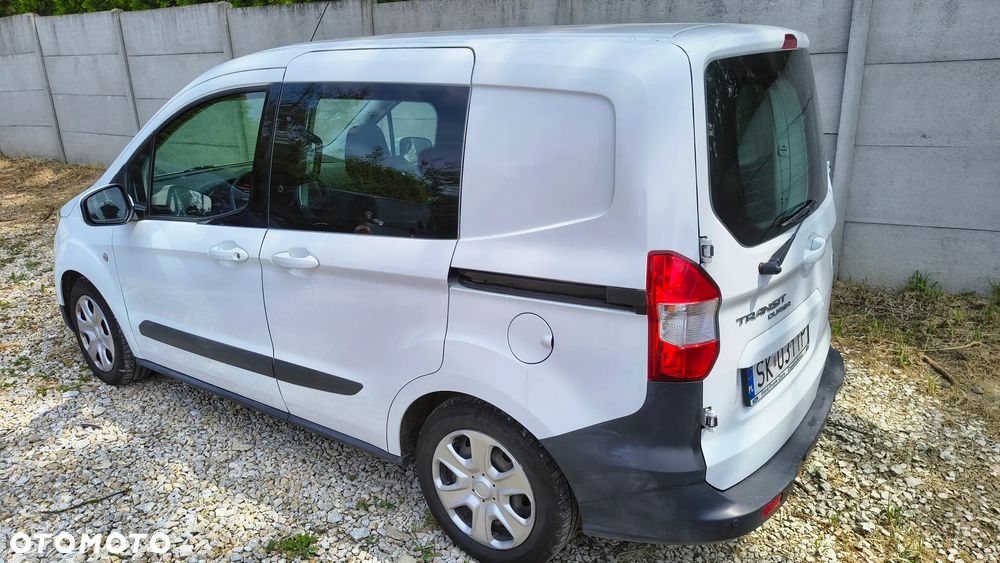 Ford Transit Courier - 3