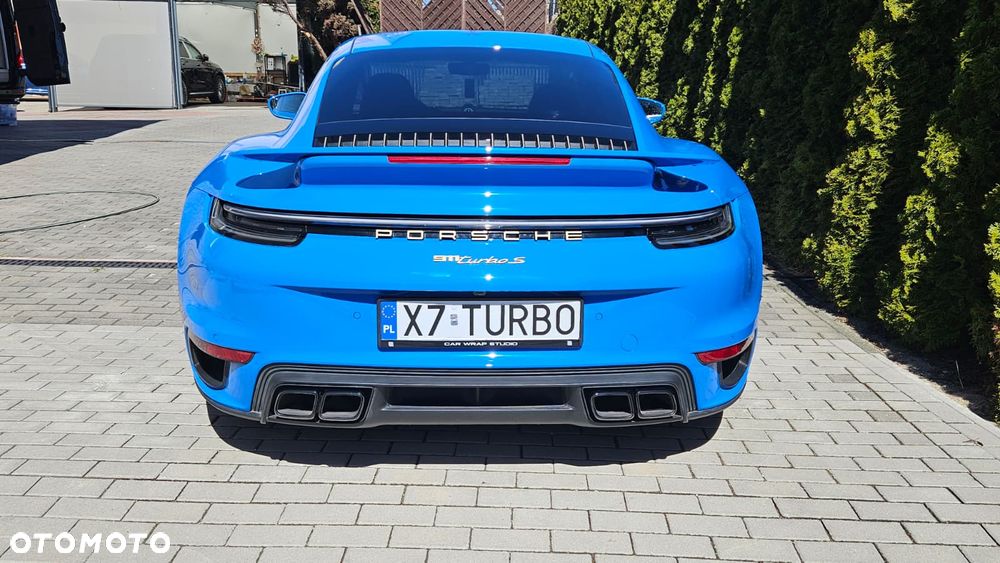 Porsche 911 911Turbo S - 12