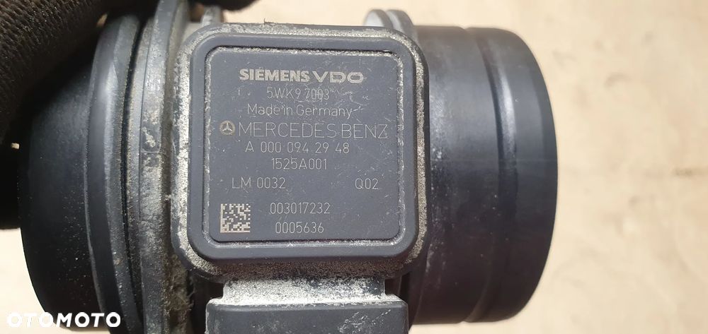 Przepływomierz powietrza Mercedes B-Klasa W245 2.0 CDI A0000942948 - 5